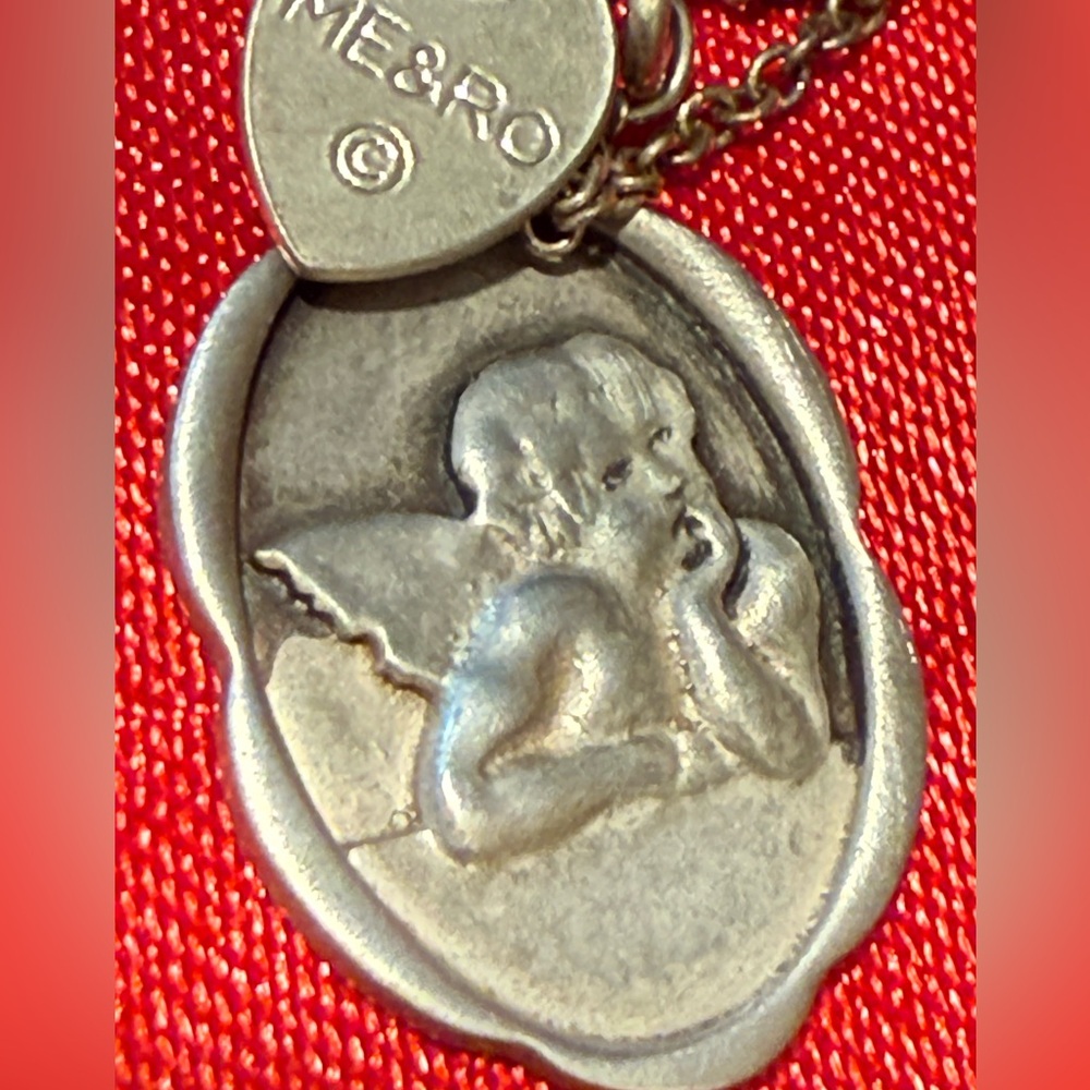 WOW POSHMARK Authentic NWOT Me&Ro Sterling Silver Angel Pendant Necklace & pouch - Picture 12 of 16